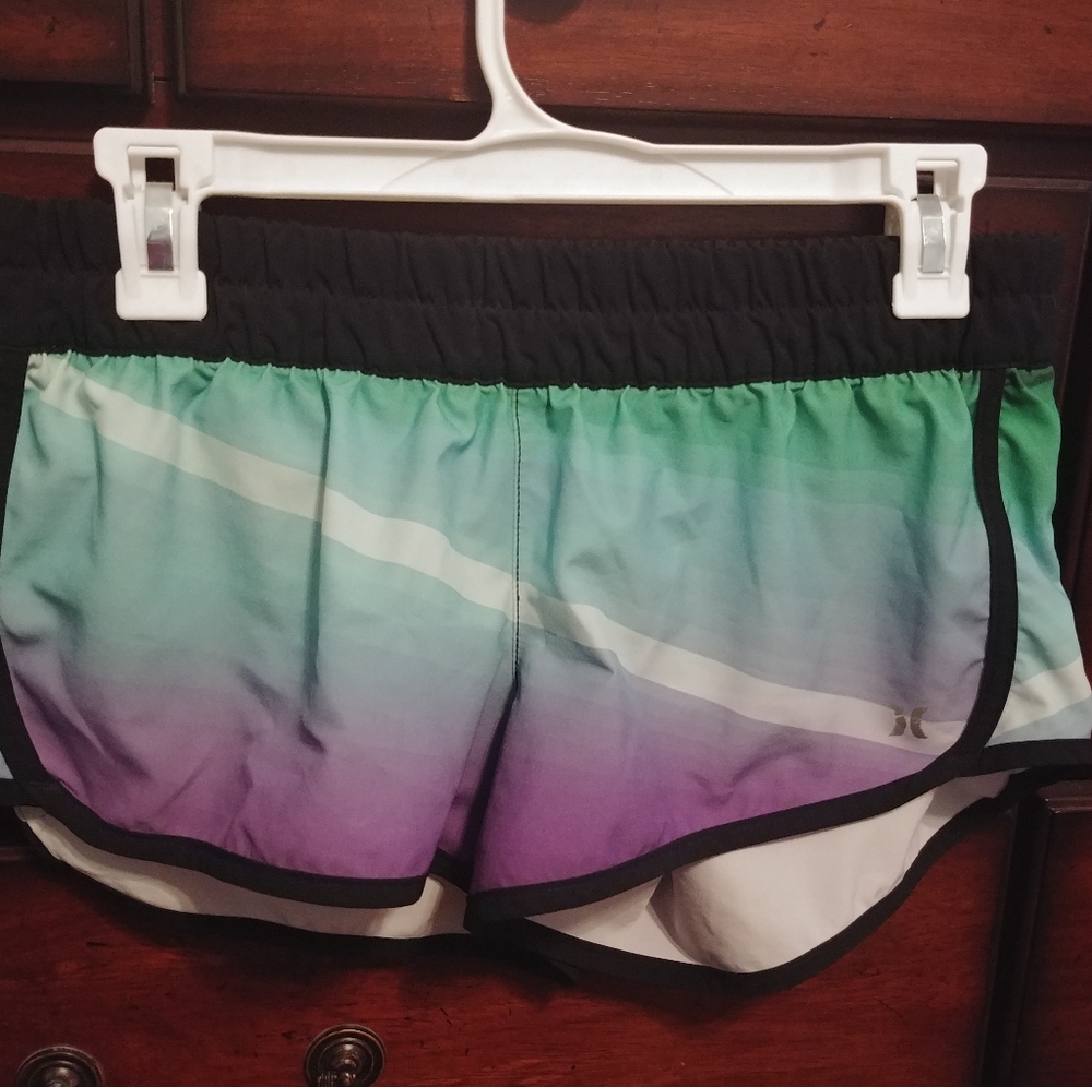 Hurley beachrider swim shorts M